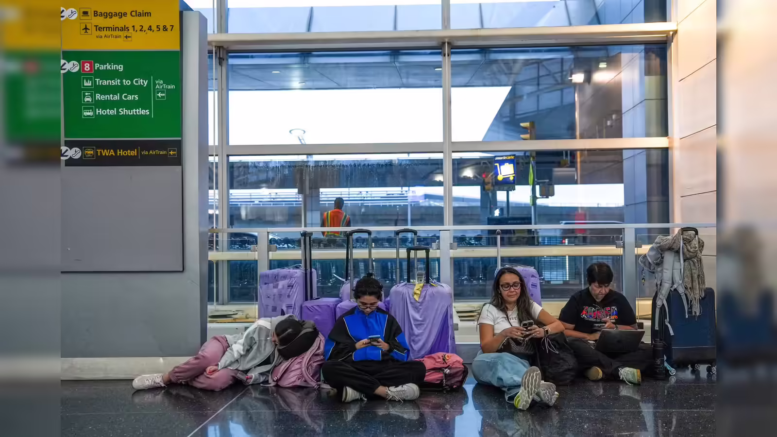 Middle East Flight Crisis 2026: The Indian Travel Agent's Complete Survival Guide